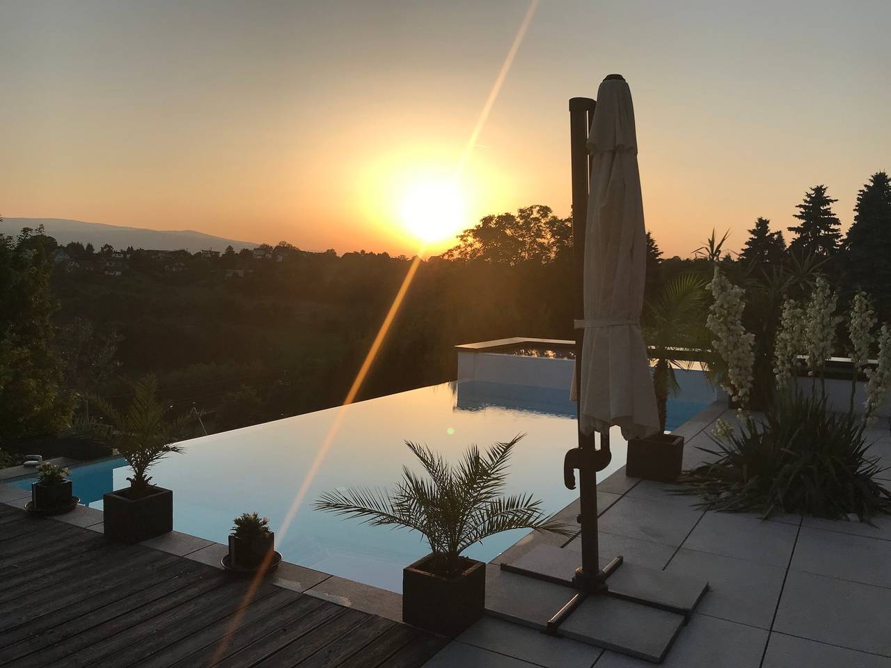 Ganze Ferienwohnung, Appartement Architektenhaus - Pool - Fernsicht in Steirerland