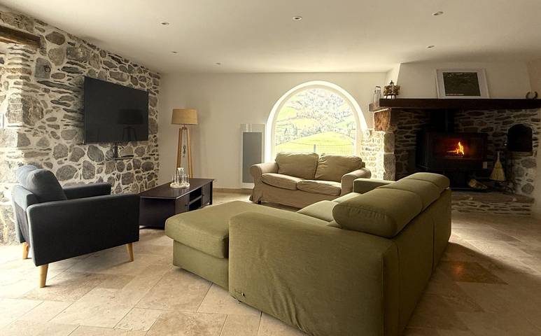 Gîte pour 6 personnes, avec terrasse, animaux acceptés dans vallée d'Aspe - 2