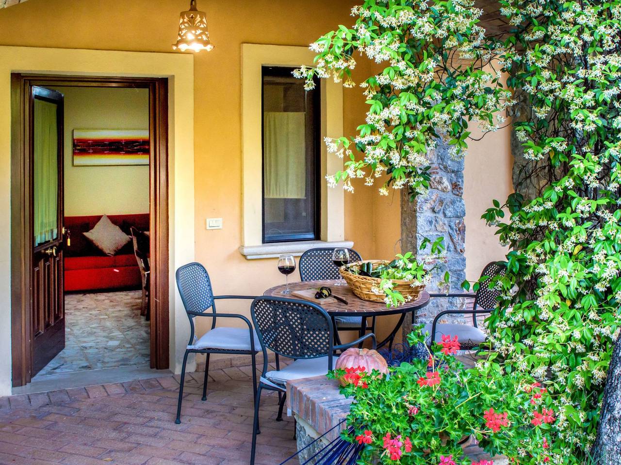 Apartamento entero, Wohnung in Centola mit gemeinsamem Pool, Terrasse und Grill in Centola, Cilento