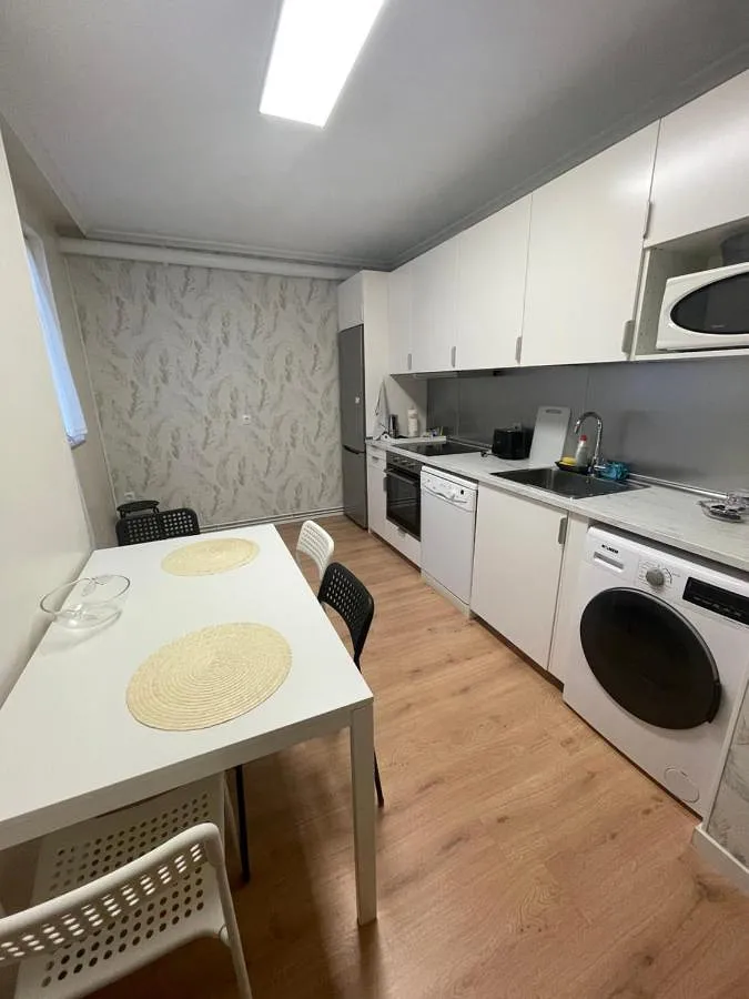 Apartamento de vacaciones para 6 personas, con balcón - 1