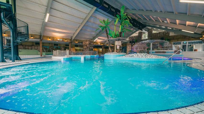 Location de vacances pour 8 personnes, avec jardin et piscine dans Kaatsheuvel - 2