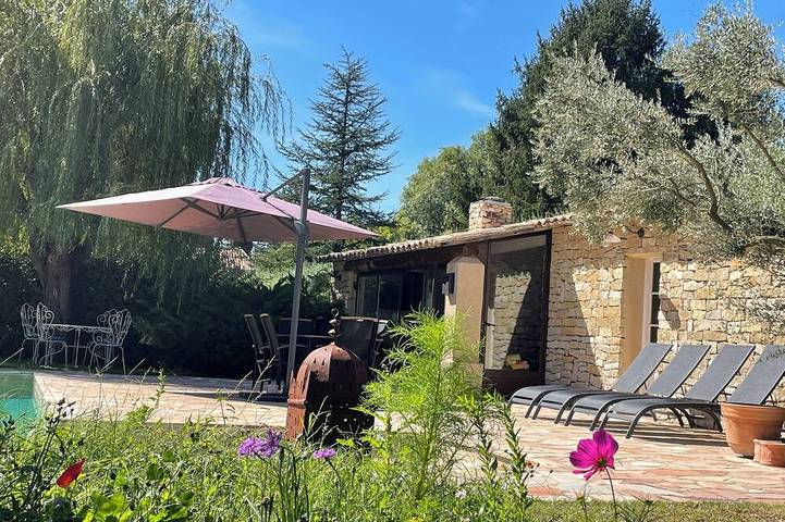 A 15 min d'Aix-en-Provence : Charmant cottage avec piscine chauffée en saison in Fuveau, Côte méditerranéenne (France)