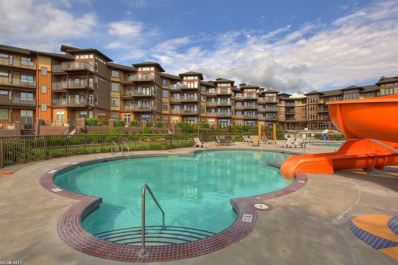 Ganze Wohnung, Beautiful Sunny Shore at The Cove in West Kelowna, Crystal Mountain