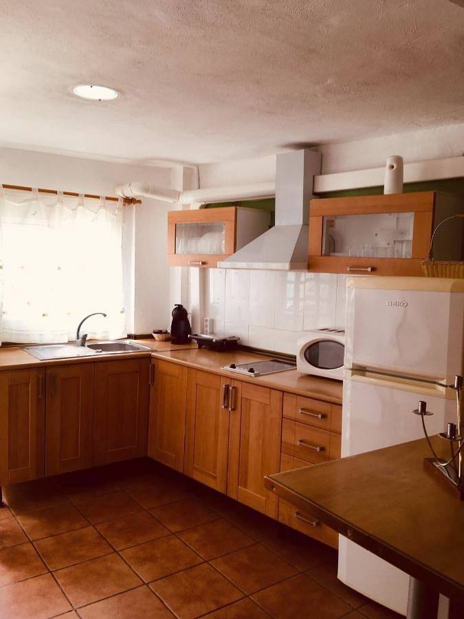 Casa rural para 6 personas, con jardín, Familias con niños en Hoya de Buñol - 2