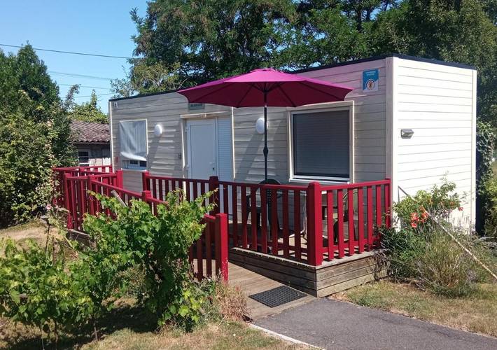 Chambre d’hôte pour 3 personnes, avec Terrasse ainsi que Jardin et Vue