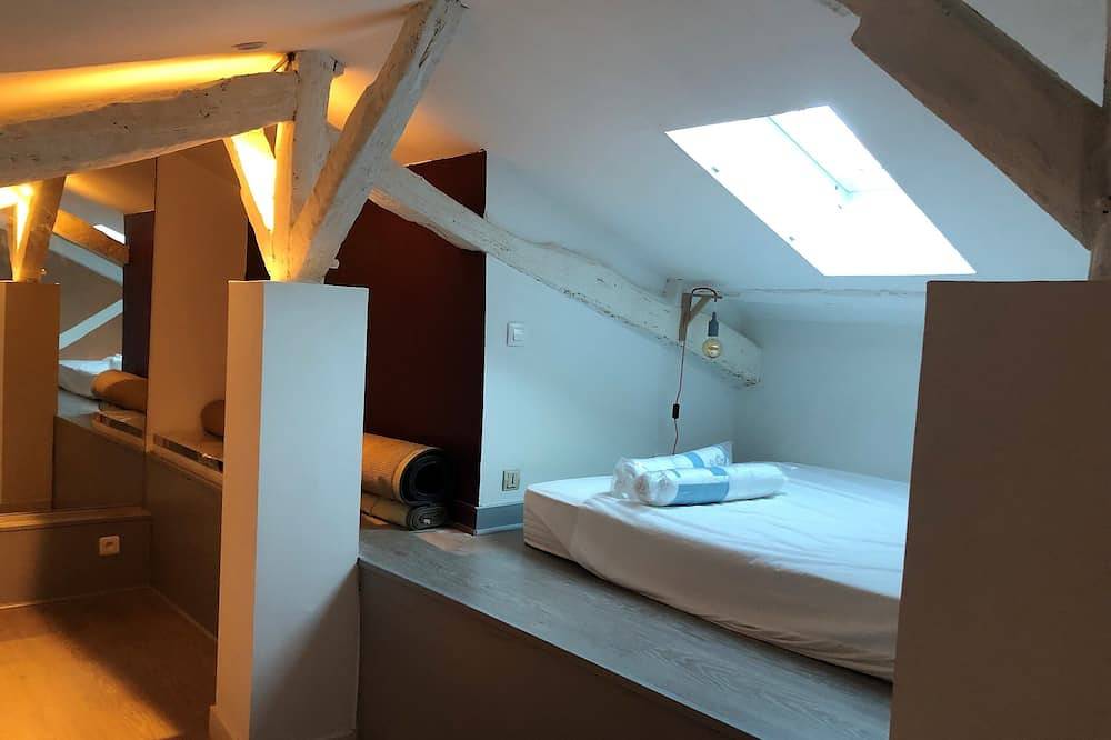 Entire apartment, Périgueux: Appartement à Deux pas de la Cathédrale in Périgueux, Périgord Blanc