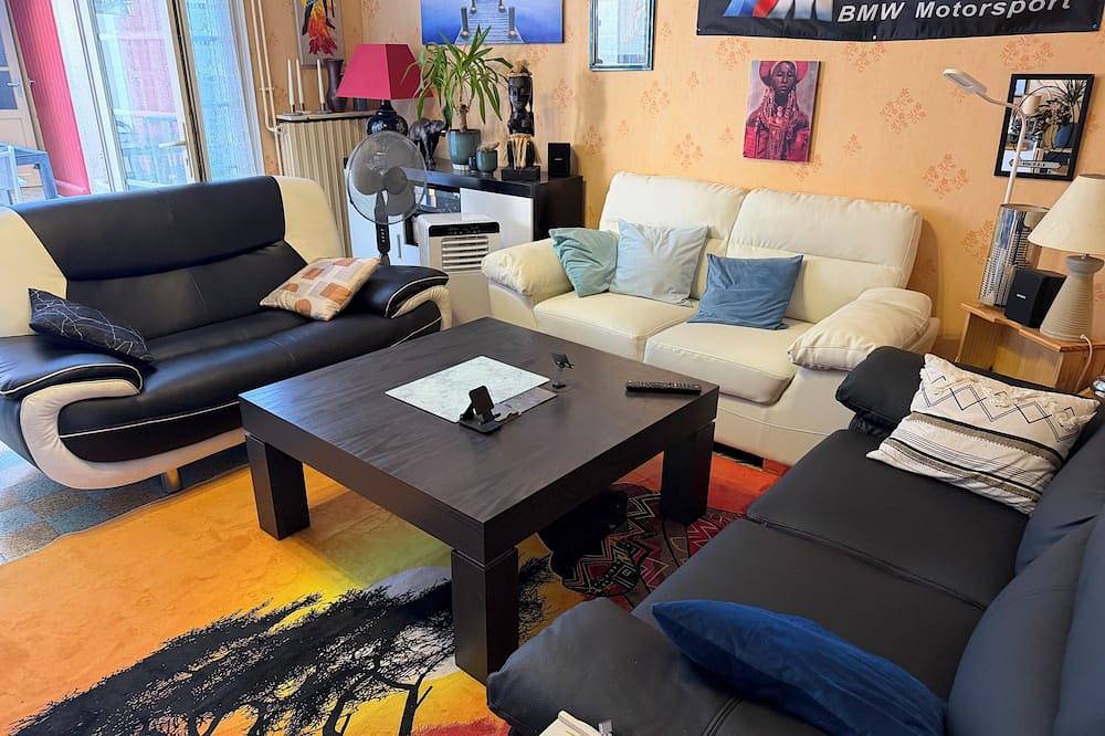 Bed and breakfast Usa in Mayenne (desambiguación)