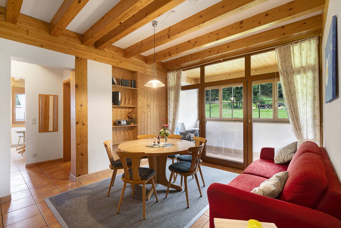 Ganze Wohnung, Löcherhansenhof: Ferienwohnung '6' mit Bergblick, Gemeinschaftsterrasse und Wi-Fi in Bad Peterstal-Griesbach, Mittlerer Schwarzwald