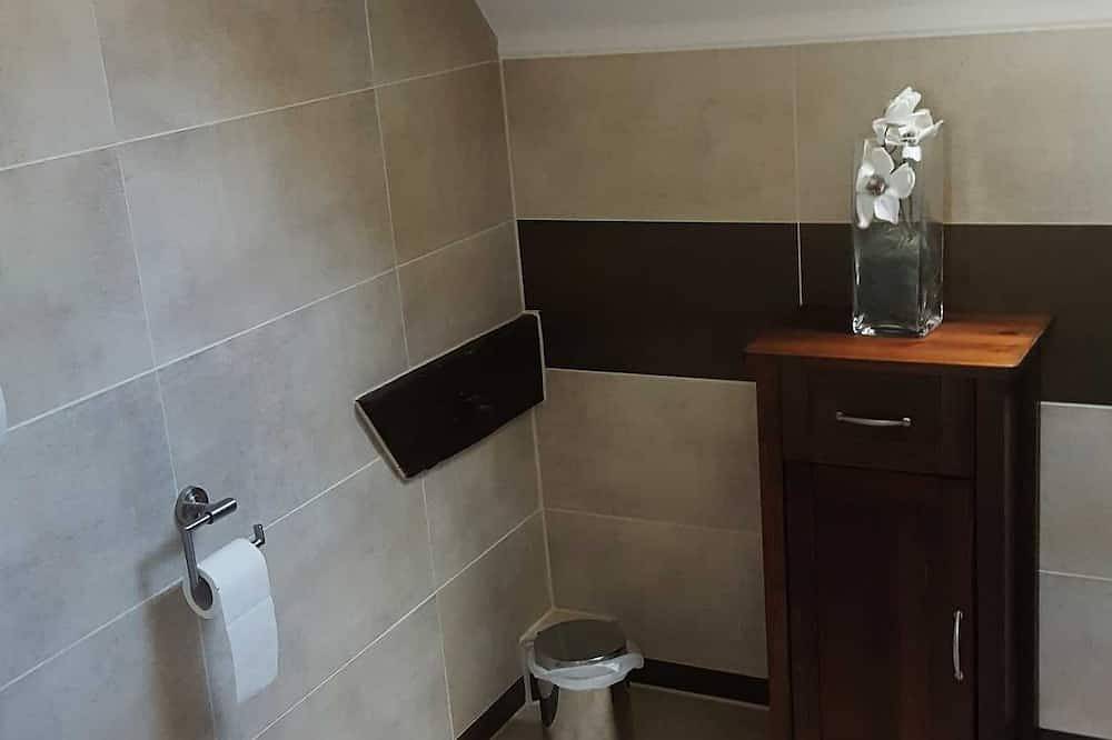 Ganze Wohnung, Ferienwohnung  Ralswiek, Jarnitz 8 - Ferienapartment Ralswiek, Jarnitz 8, in Ralswiek, Bergen auf Rügen und Umgebung