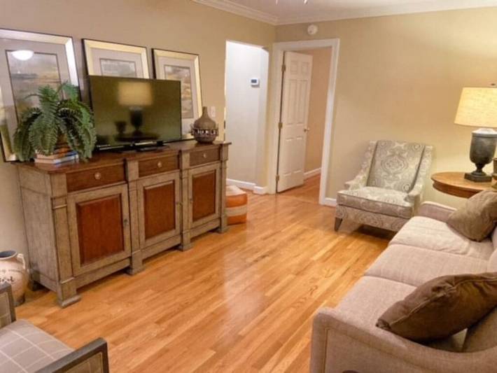 Apartment for 4 people, with yard in Raleigh