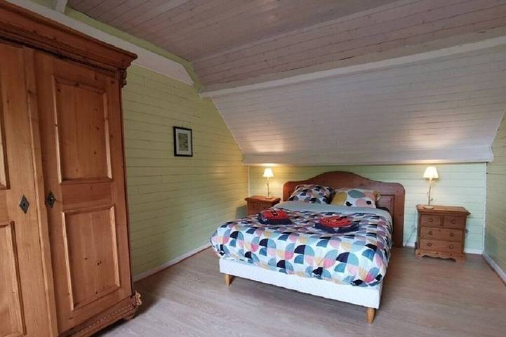 Location de vacances pour 8 personnes, avec jacuzzi et piscine ainsi que jardin et terrasse à Plogonnec - 2