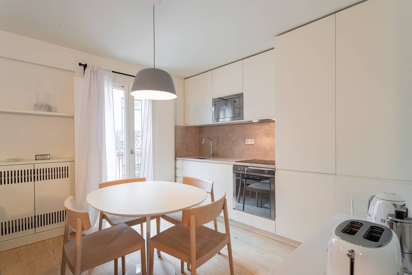 Apartamento entero, Apartamento de vacaciones para 4 personas con balcón in Misericórdia, Lisboa