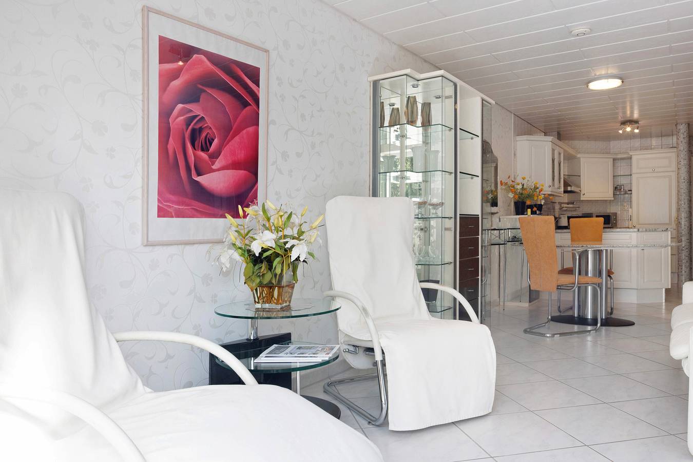Ganze Wohnung, Ferienwohnung 'Am Schlosssee' mit Seeblick, Balkon und Wlan in Salem, Bodenseekreis