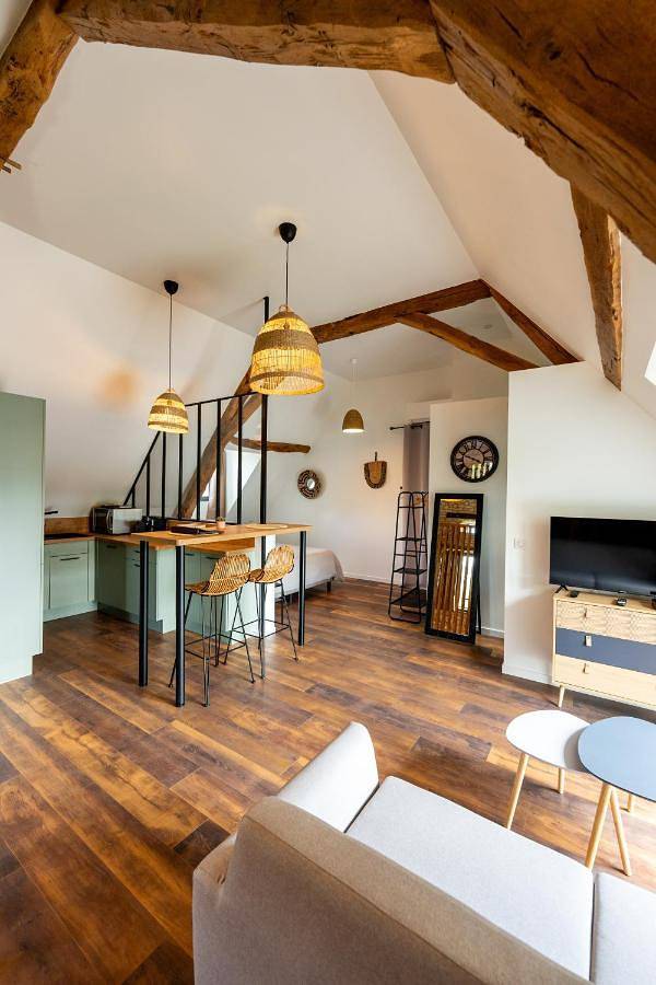 Location de vacances pour 2 personnes, avec jacuzzi et piscine ainsi que jardin et sauna à Saint-Sozy - 3