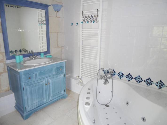 Gîte pour 4 personnes, avec jacuzzi et balcon dans Courchamps - 3