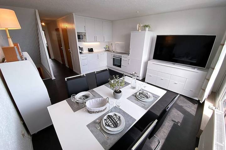 Appartement de vacances pour 6 personnes, avec piscine et jacuzzi ainsi que jardin et sauna, animaux acceptés - 1