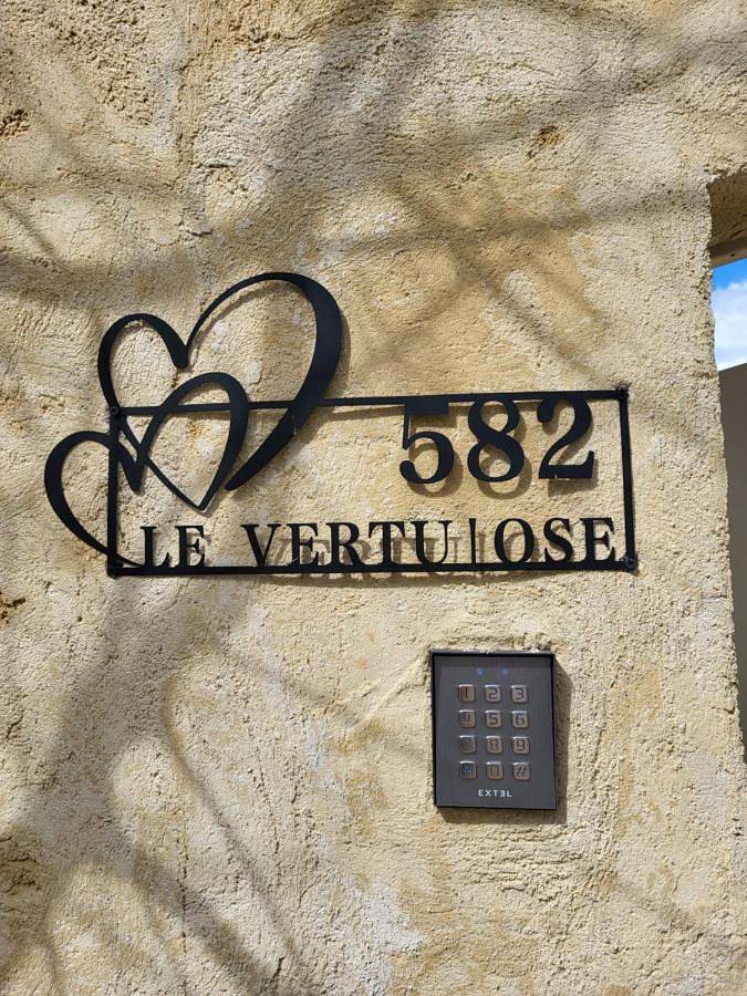 Location de vacances pour 2 personnes, avec jardin à Cuges-les-Pins - 3