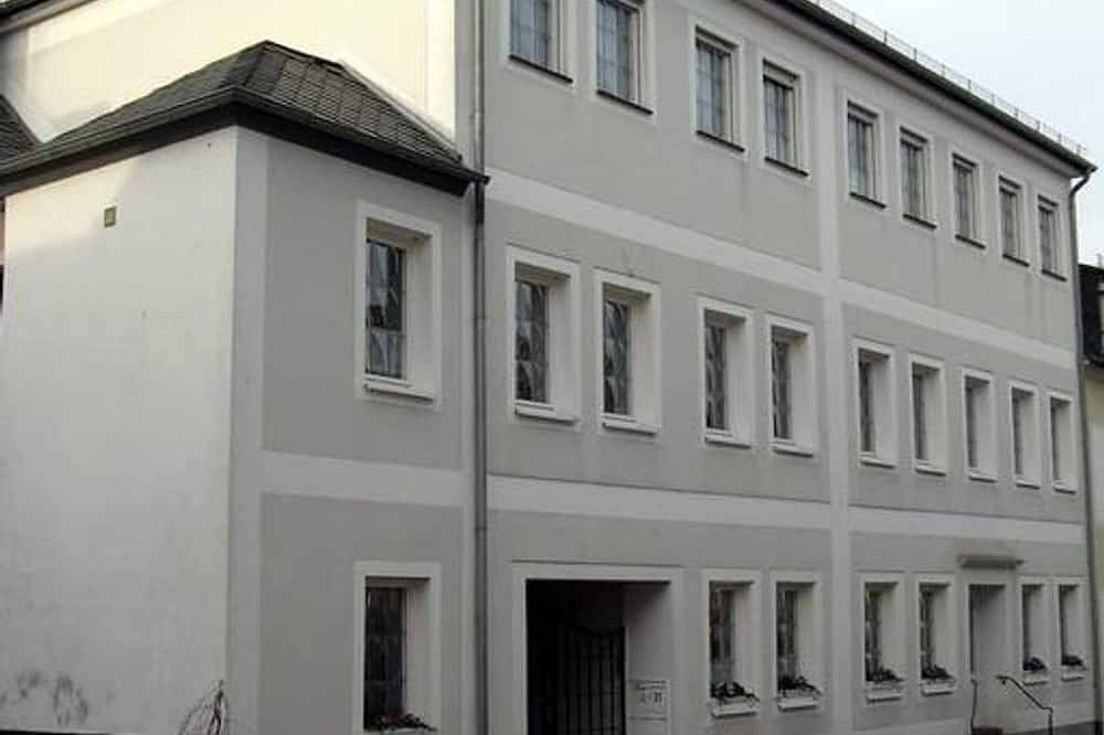 Ganze Wohnung, 2-Bettwohnung \"Jäger\" (Nr) - Ferienwohnung Fischer & Jäger in Manderscheid, Bernkastel-Kues & Umgebung