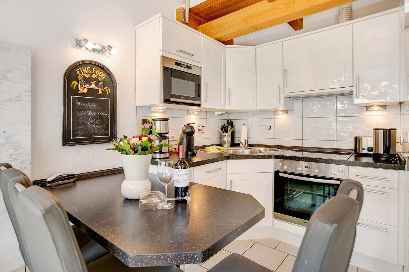 Ganze Wohnung, Ferienwohnung 'Backbord 21' in Strandnähe mit Garten und Wlan in Dangast, Varel