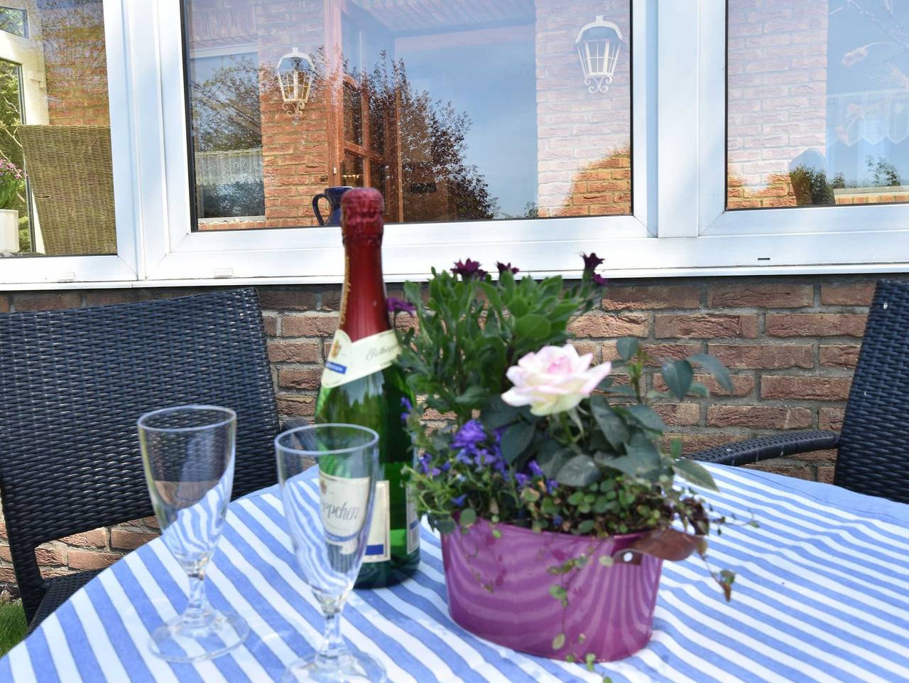 Ganze Ferienwohnung, Ferienhaus mit Wintergarten - 3-Raum-Ferienhaus mit Wintergarten 4 Erw.+1 Baby in Graal-Müritz, Rostock und Umgebung