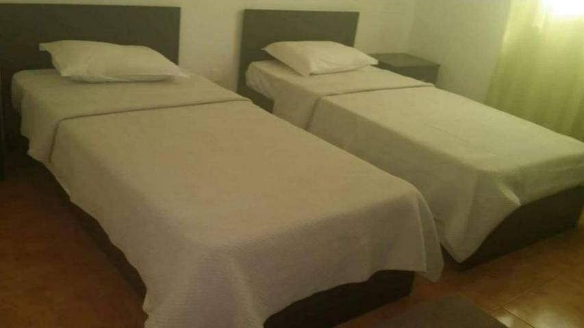 Maison d’hôte pour 2 personnes, avec vue sur le lac ainsi que vue et jardin dans Praia - 4