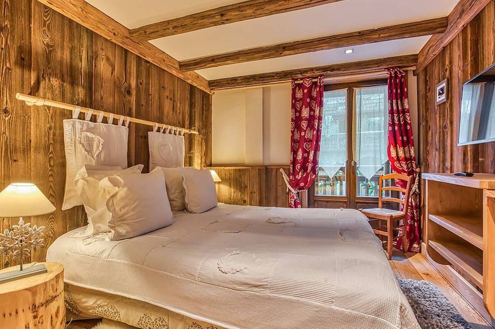 Ganze Wohnung, 112m² stilvolle Wohnung im Herzen von Courchevel, in Pistennähe, für 6 Personen in Courchevel 1850, Saint-Bon-Tarentaise