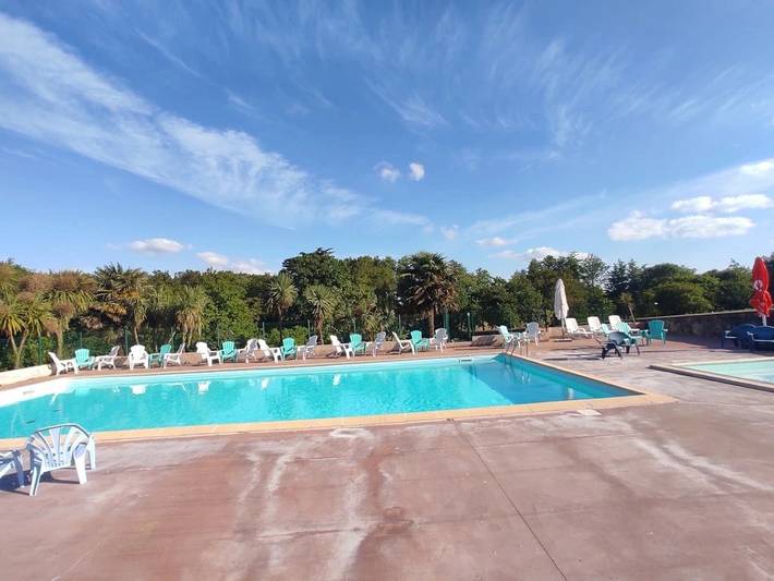 Mobil home pour 4 personnes, avec bassin pour enfant à Sainte-Reine-de-Bretagne