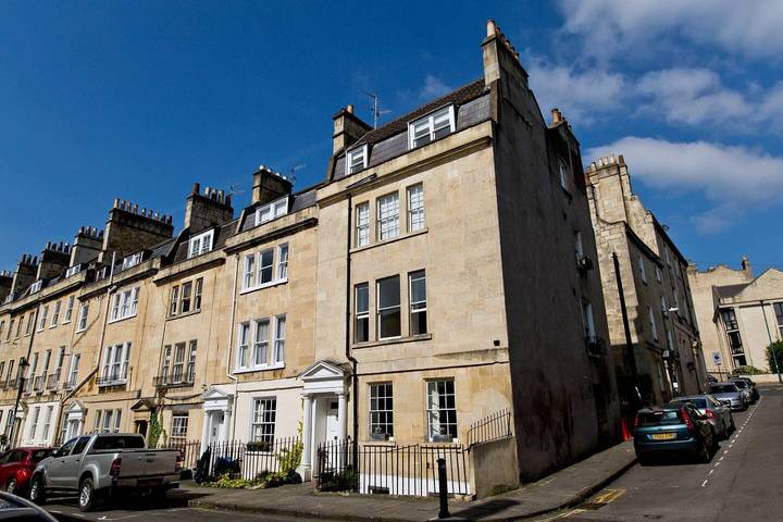 Apartment for 6 people, with Terrace and Garden in Bath