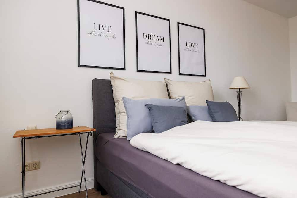 Entire apartment, Newly renovated apartment in the middle of the village - dog friendly in Dießen am Ammersee, Ammersee