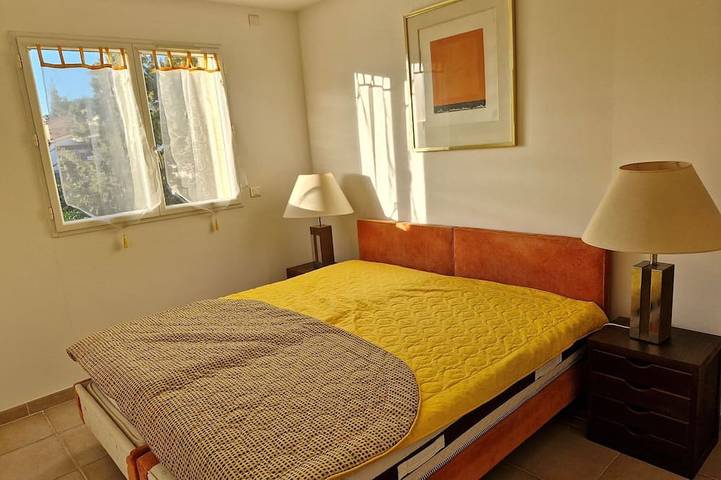 Gîte pour 6 personnes, avec terrasse, animaux acceptés dans Gare De Bandol - 3