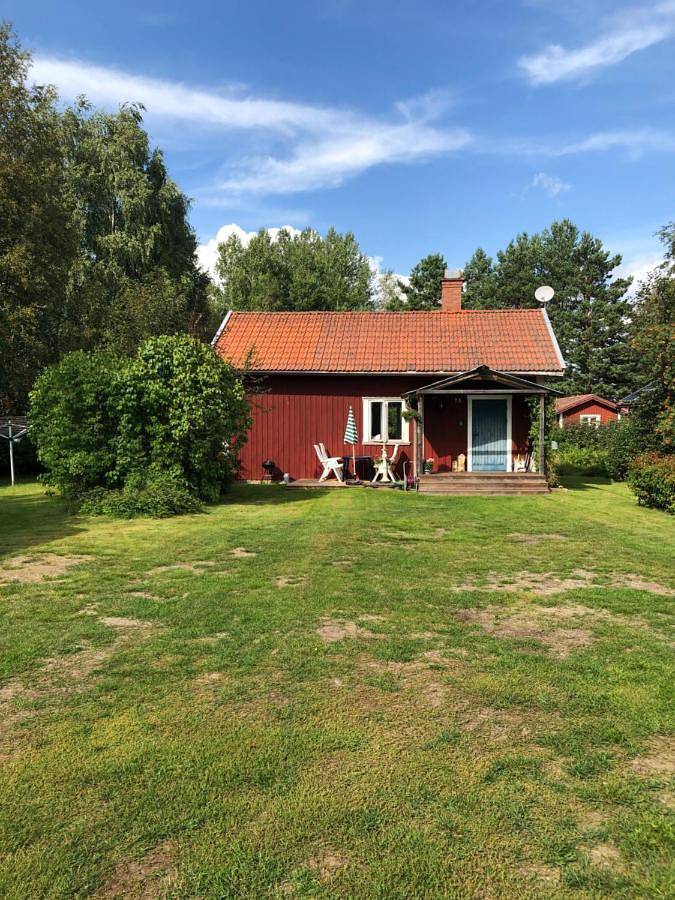 Ferienhaus für 4 Personen, mit Terrasse und Garten in Mora - 2