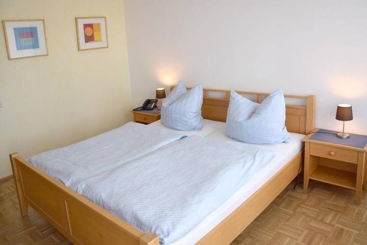 Hotel für 3 Personen, mit Balkon und Ausblick in Nümbrecht - 4