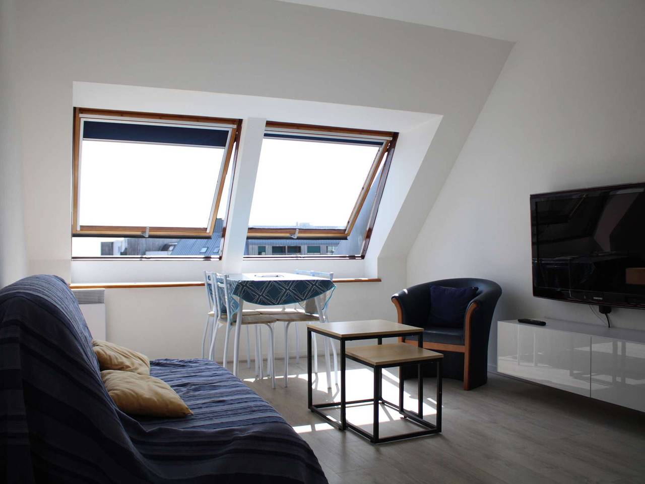 Entire apartment, T1 bis Apartment in La Rochelle - 4 Pers, Near Beach, Parking in La Rochelle, La Rochelle region