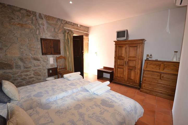 Location de vacances pour 6 personnes, avec piscine ainsi que jardin et terrasse à Braga - 4