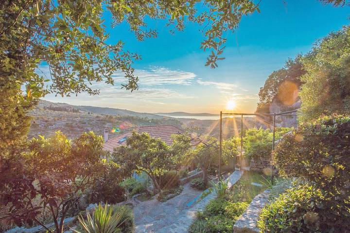 Ferienwohnung für 5 Personen, mit Meerblick und Garten, mit Haustier