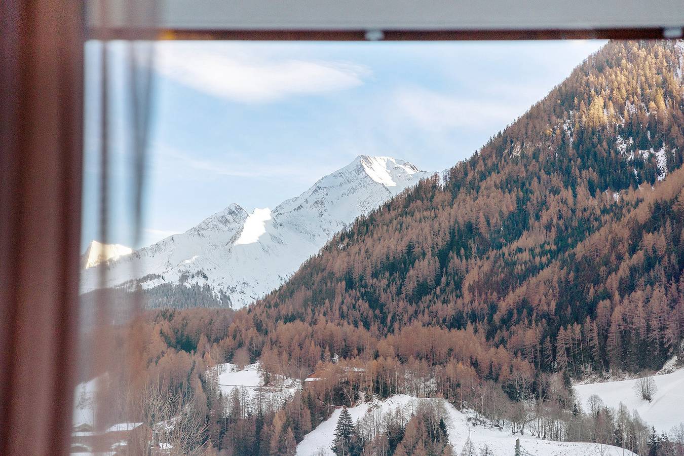 Entire apartment, Apartment 'Waldheim Apt 14 15' with Mountain View, Shared Garden and Wi-Fi in Ahrn Valley, Ziller valley alps