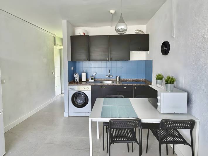 Ganze Wohnung, Frisch renoviertes Penthouse mit privater Terrasse und Pool in Puerto Rico in Puerto Rico (Gran Canaria), Mogán