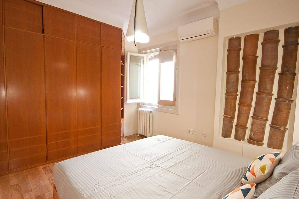 Entire apartment, Unique Penthouse Rooftop Terrace Puerta del Sol in Centro (Madrid), Madrid