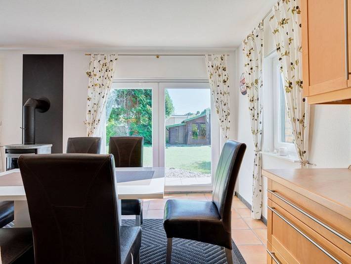 Ferienhaus für 5 Personen, mit Garten und Terrasse, kinderfreundlich in Grömitz - 3