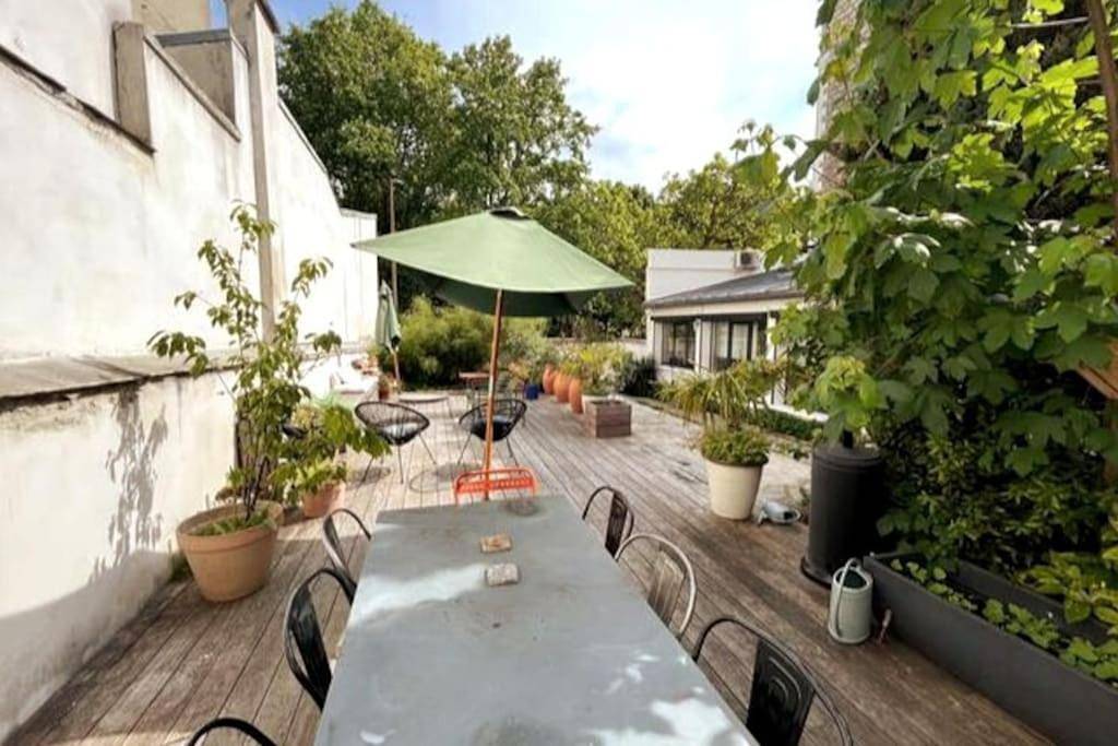 Loft familial avec grand jardin verdoyant in Paris, Ile de France