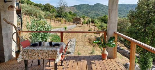 Gîte pour 2 personnes, avec terrasse et vue à Sant'Andréa-d'Orcino