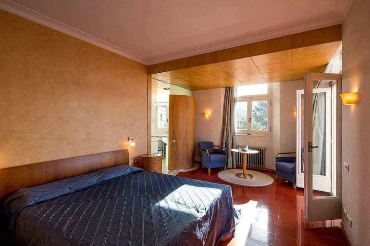 Ferienhaus für 10 Personen, mit Terrasse und Pool sowie Whirlpool und Garten in Girona - 2