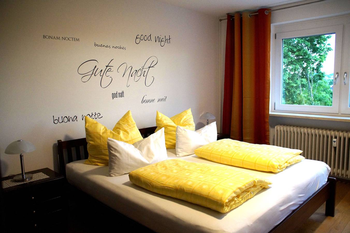 Ganze Ferienwohnung, Ferienwohnung Brigitte Liebel - Ferienwohnung mit 2 Loggias, 65 qm in Prien, Prien am Chiemsee