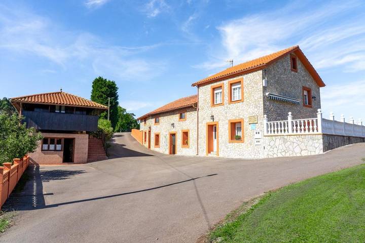 Casa de vacaciones para 12 personas, con jardín y vistas, Se admiten mascotas - 1