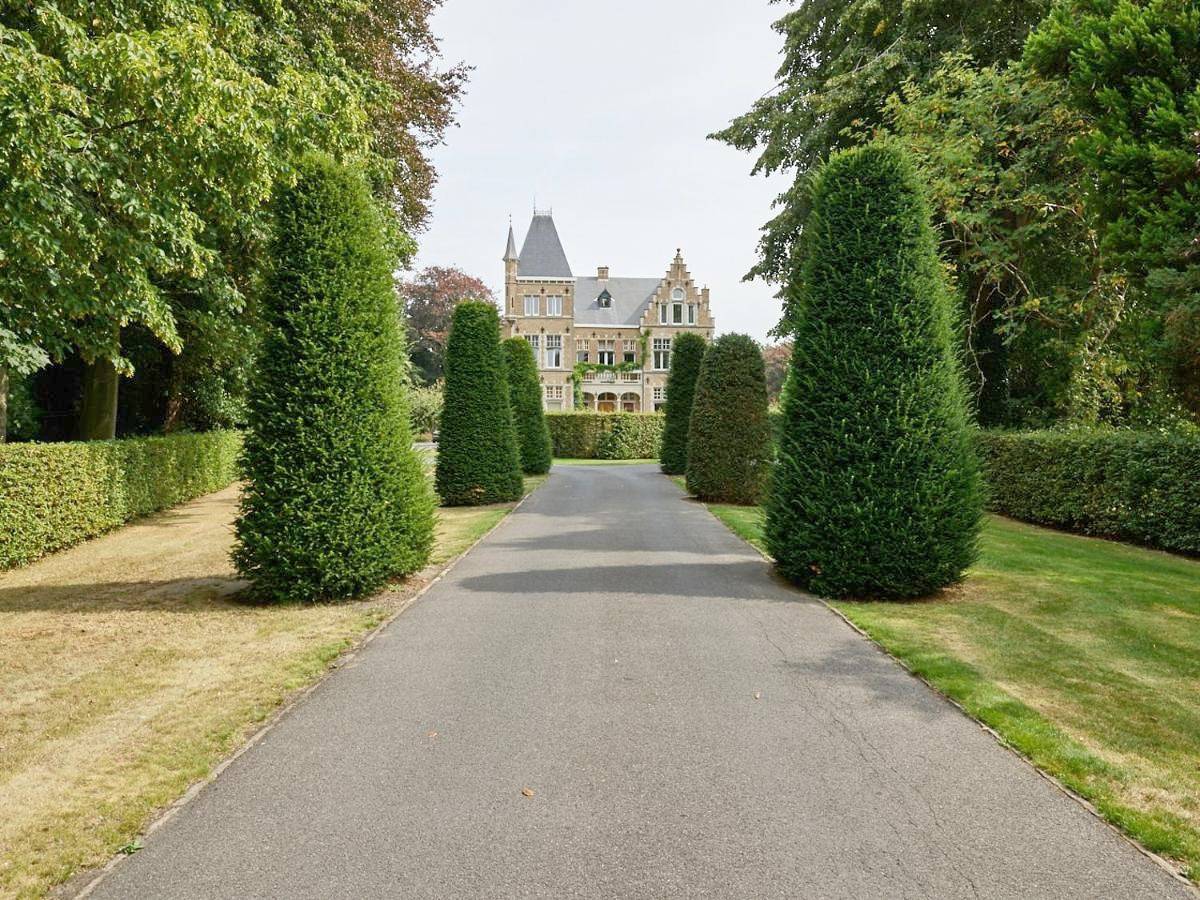 Kasteel Ter Wallen - Boutique Hotel in Izegem, Flandre-Occidentale