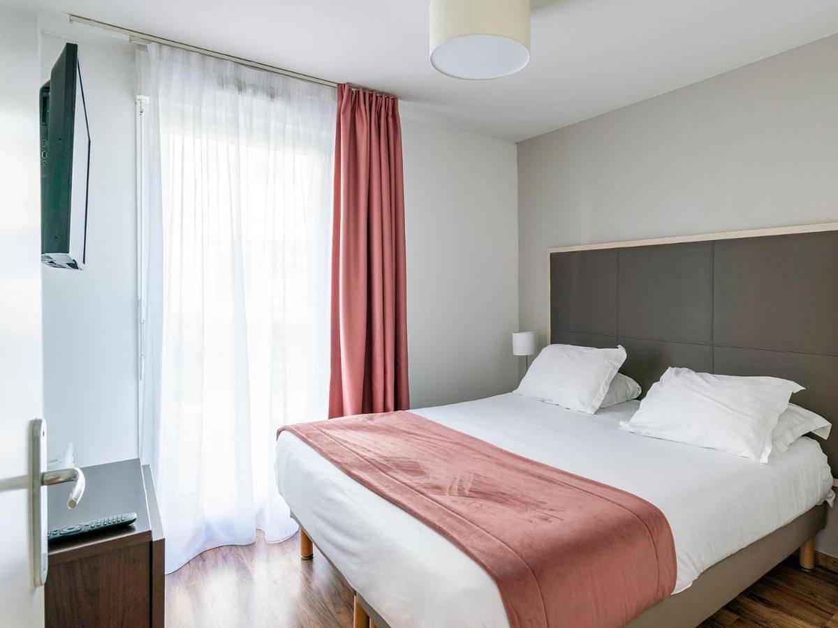 Séjours & Affaires Caen Le Clos Beaumois in Caen, Région de Caen