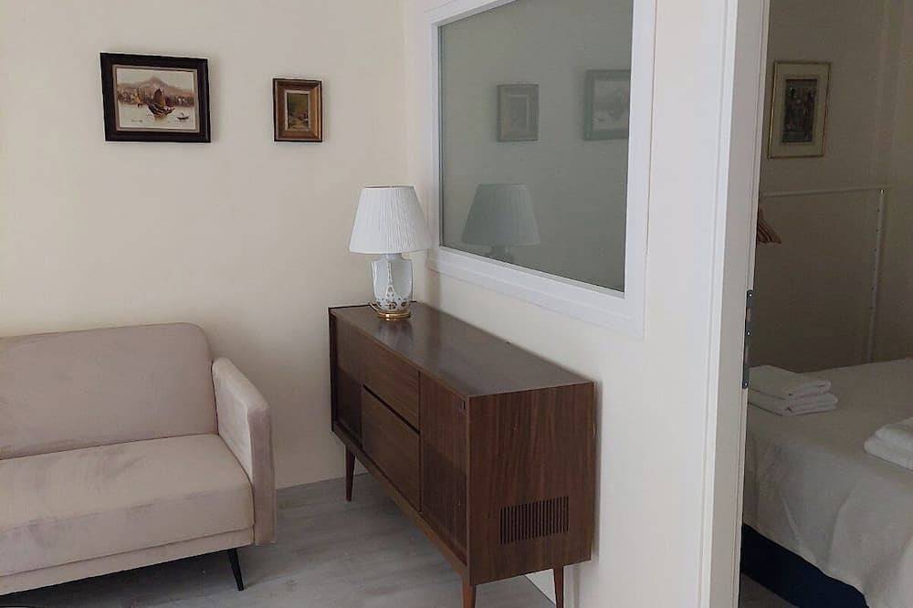 Ganze Wohnung, Luxuty by the White Tower with Ac, Wifi in the centre of wonderful Thessaloniki in Thessaloniki und Umgebung