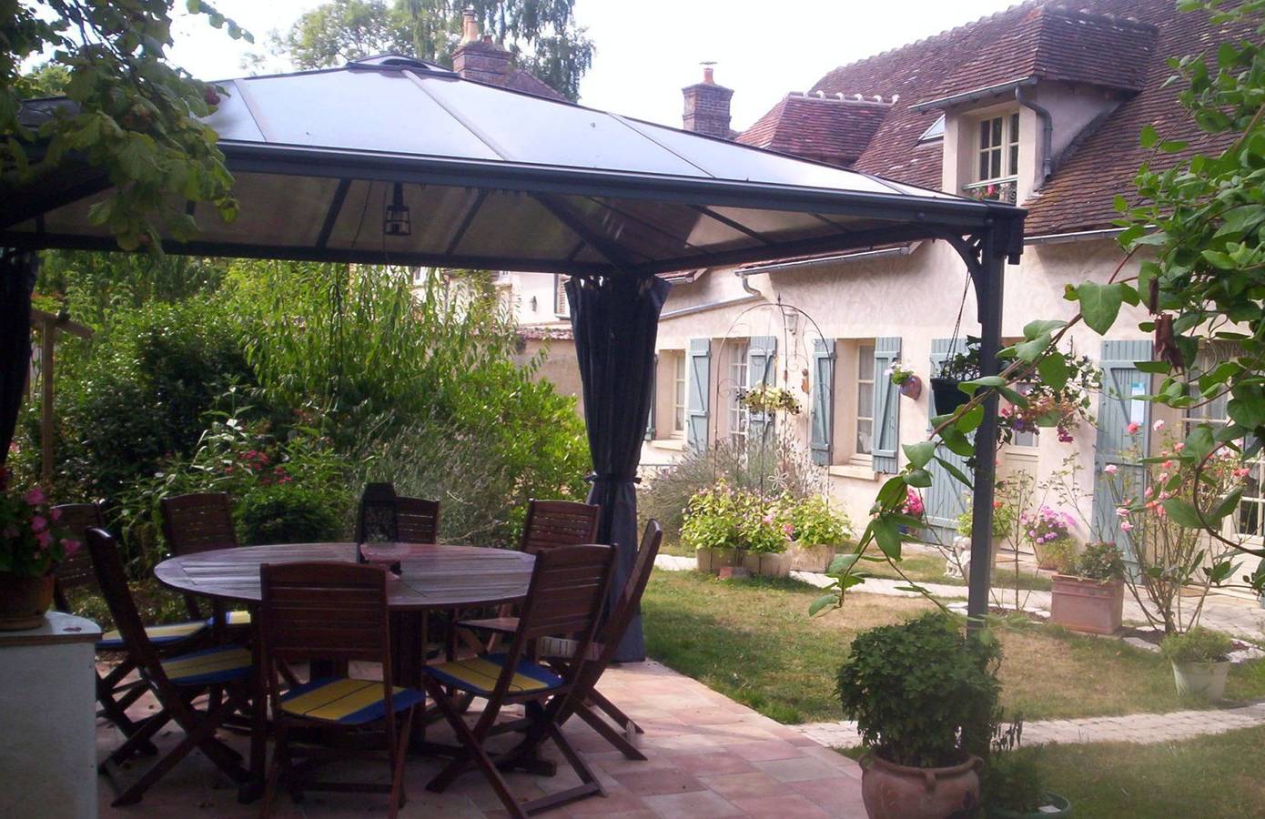 L'Eure & L'Étang - Lavande & Tournesol in Écluzelles, Région de Dreux