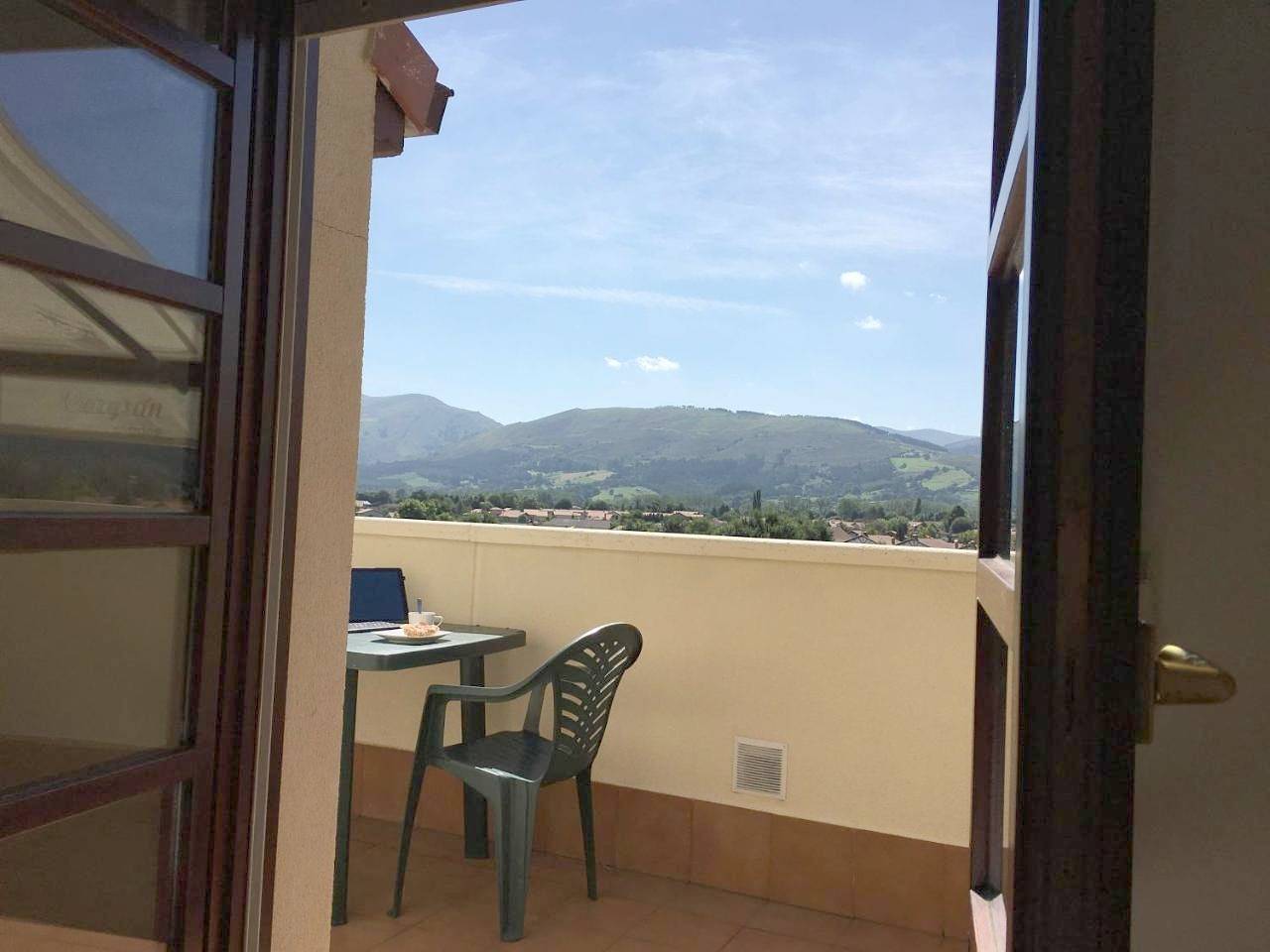 Apartamento entero, Ático Nuevo con vistas in Cabezón de la Sal, Costa de Cantabria