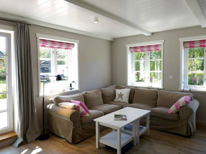 Ferienhaus für 6 Personen, mit Garten in Süddorf